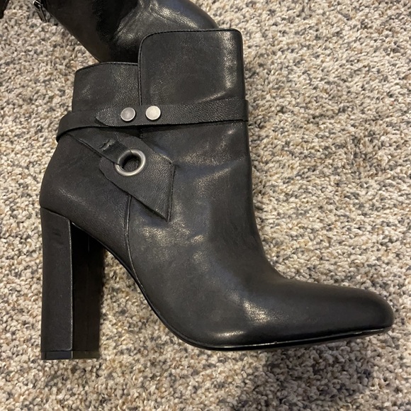 Design Lab black boot - Picture 2 of 8